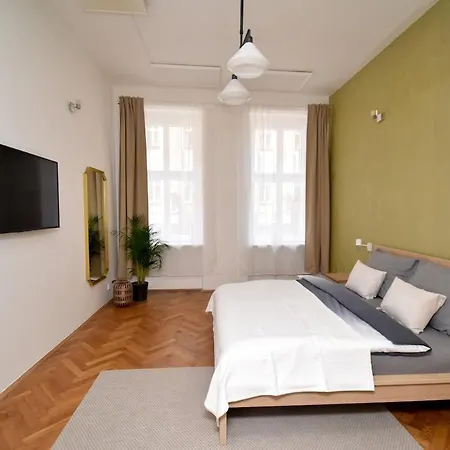 Apartment One Bedroom *