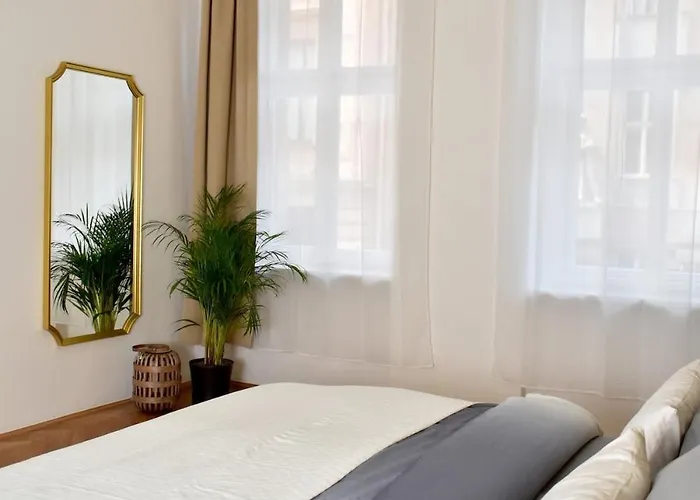 One Bedroom شقة